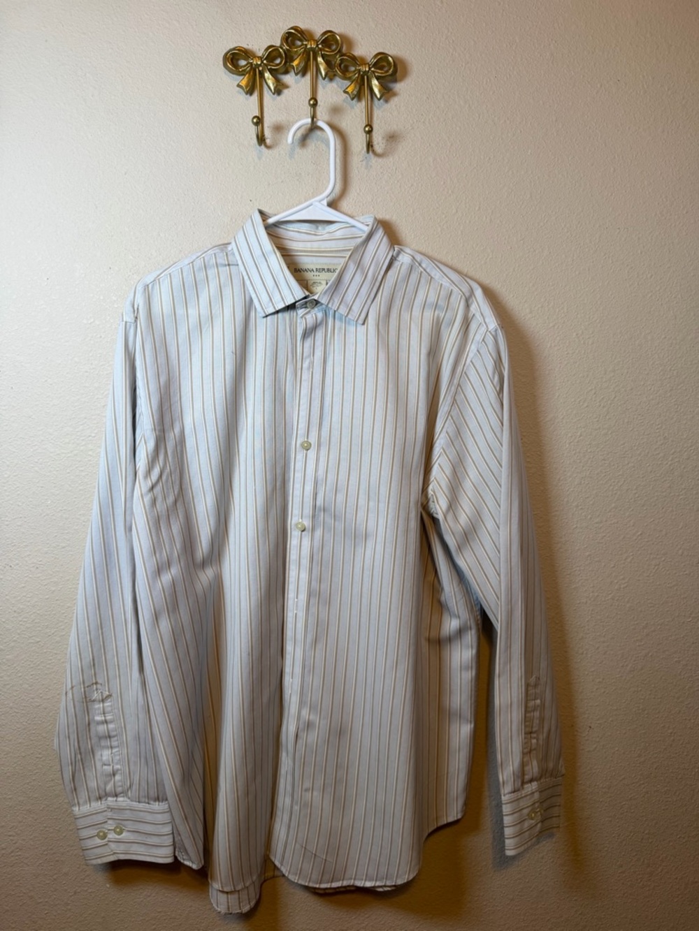 Banana Republic Men's Dress Shirt with Light Blue, Ivory, & Tan Stripes. Size L